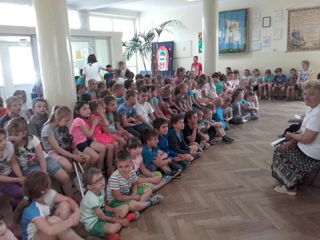 Przedstawienie "Latawiec i wiatr" w SP2